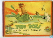 Tom Poes aan het strand