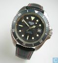 Heuer 200M diver