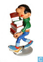 Gaston avec livres