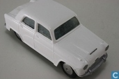 Austin Cambridge (mechanical, cream)