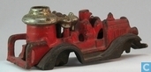 Modellauto - Hubley - gietijzeren Brandweerwagen