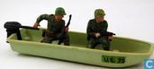 Équipe de bateau