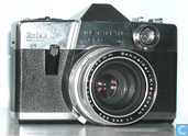 Instamatic Reflex