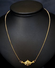 Gold 14K Necklace - choker with detailled pendant
