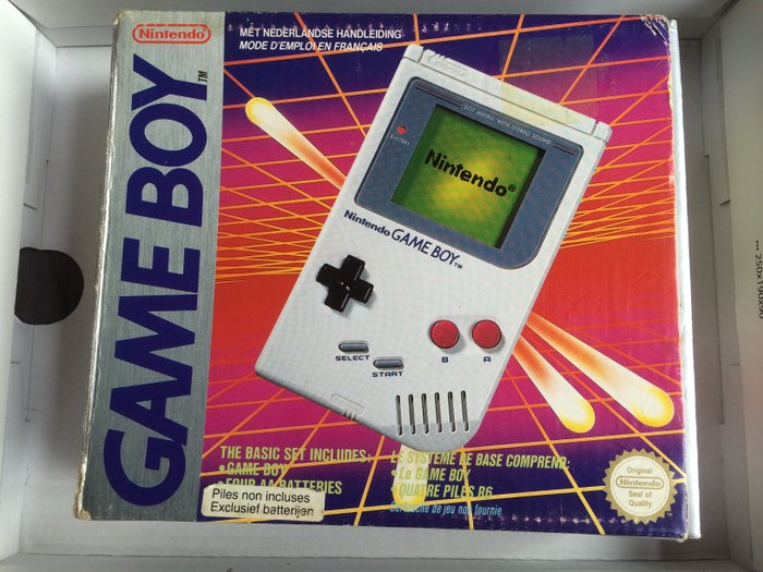 在任天堂Game Boy经典,完全在盒子 - Catawik