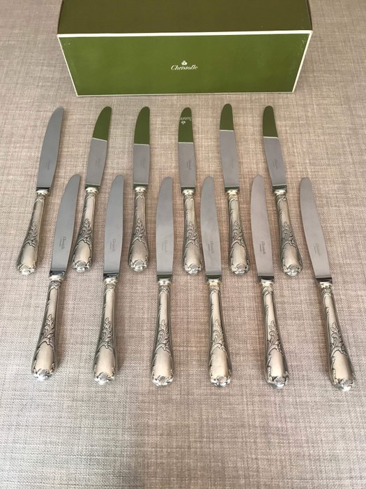 Christofle Christofle modèle Marly 12 couteaux à dîner en métal argenté 