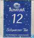 12 Schwarzer Tee