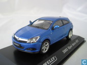 Opel Astra GTC Blauw