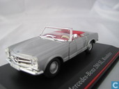 Mercedes-Benz 280 SL Roadster 'Pagode'