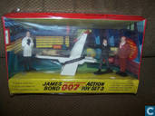 James Bond action toy set 3