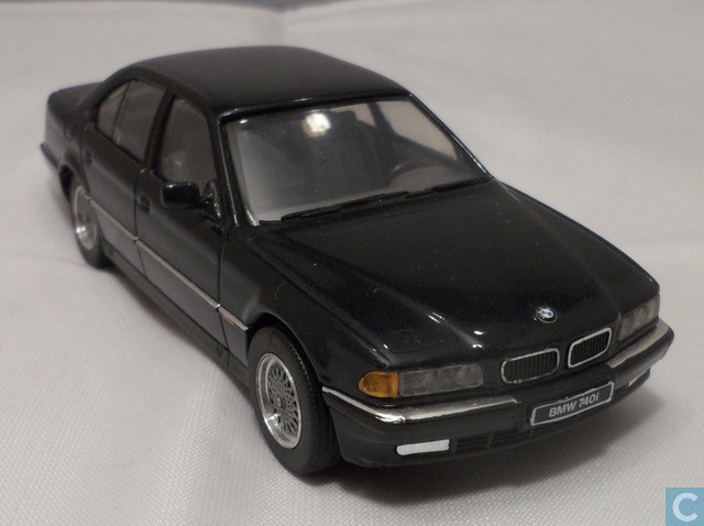 Bmw e38 740i wikipedia #1