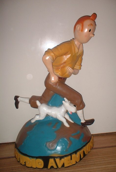 Tintin/Kuifje - Hoogte 73 cm - Kuifje op Wereldbol