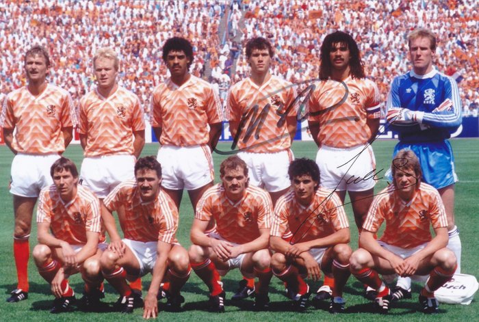 The Dutch European Cup 1988 football team, photograph with ...