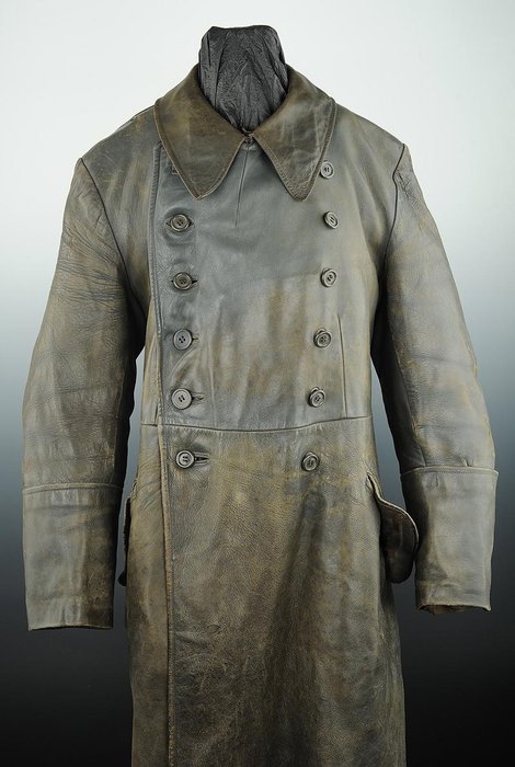 Leather Wehrmacht officer's mantle - WW2 - Catawiki