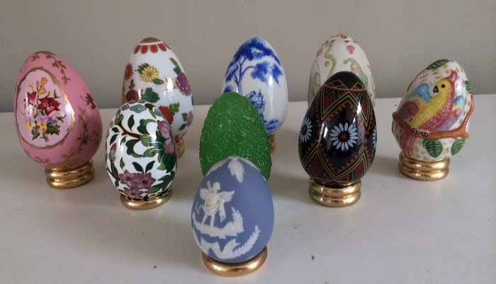 Franklin Mint collectors eggs - 9 pieces