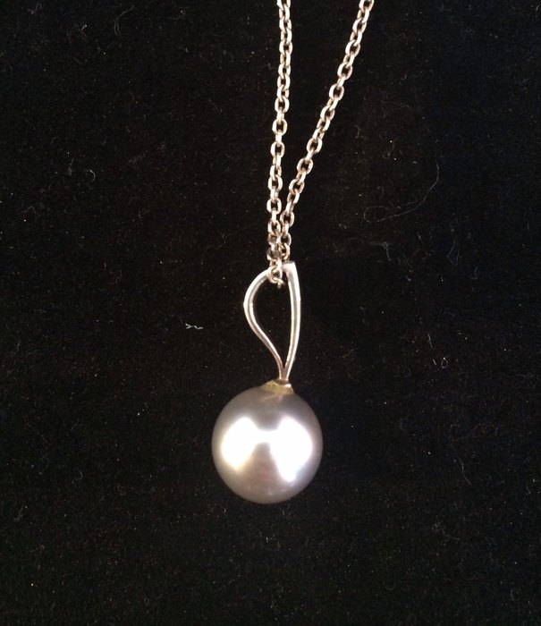 Silver necklace with silver pendant with imitation pearl - late 20th ...