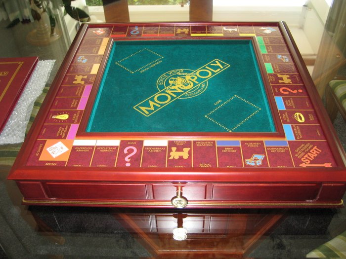 Monopoly - Franklin Mint - 50 x 50 cm - Wood Monopoly set with wooden slipcase