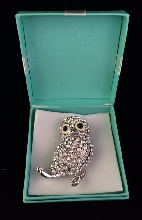 Vintage brooch in the shape of an owl - Catawiki
