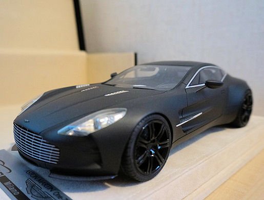 Tecnomodel - 1/18 scale - Aston Martin One-77, matte black. 