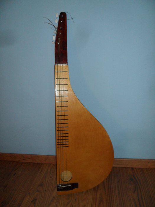 Dulcimer  guitar   