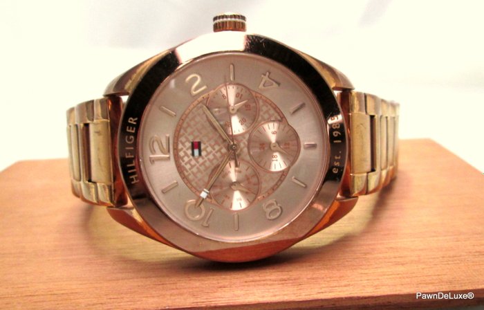 Tommy Hilfiger EST 1985 - Wristwatch 