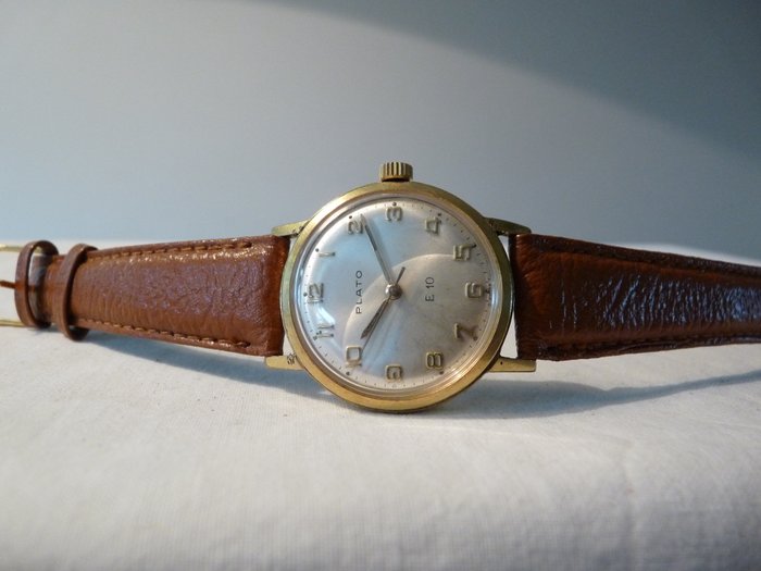 Plato E10 - montre-bracelet homme - années 50/60