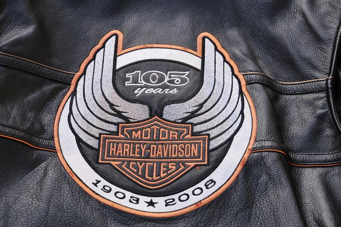 Harley Davidson 105th Anniversary leather jacket Size XL - Catawiki