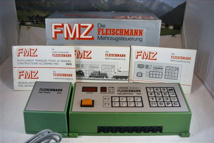 FLEISCHMANN 6800 FMZ-Zentrale Mehrzugsteuerung 