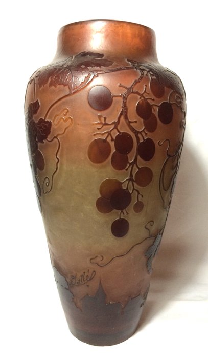 Emile Gallé - large vase with grape-vines