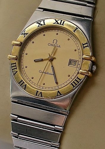 OMEGA CONSTELLATION -- men's wristwatch 