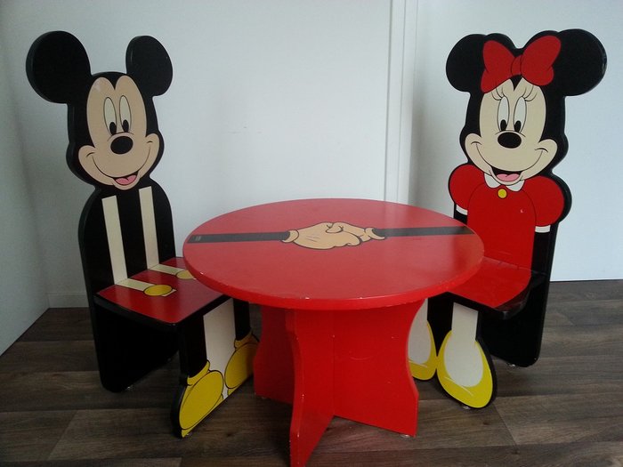 Kinderset tafel met stoelen Mickey Mouse, Chairmen B.V. Disney - 2e helft 20e eeuw