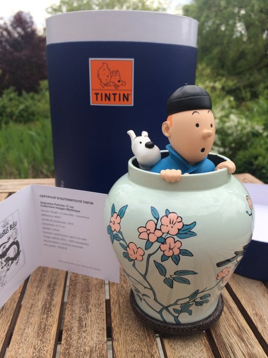 Hergé - statue Moulinsart 46951 - Tintin in the porcelain vase - The Blue Lotus - (2014) 