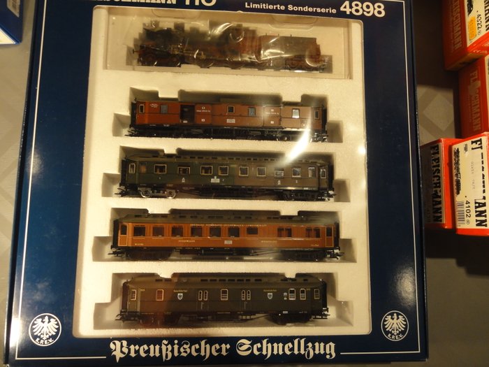 Fleischmann H0 - 4898 - Prusian high-speed train, with steam loc S6, KPEV