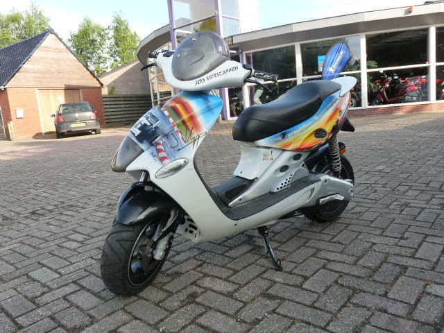 malaguti scooter