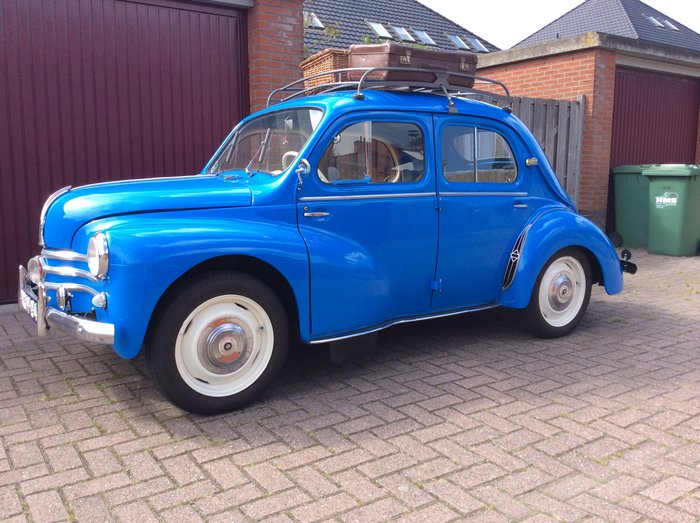renault 4cv - bleue - 1960
