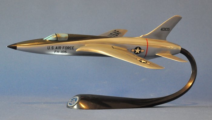 Model of a Republic Thunderchief F-105, by Maarten Matthys Verkuyl