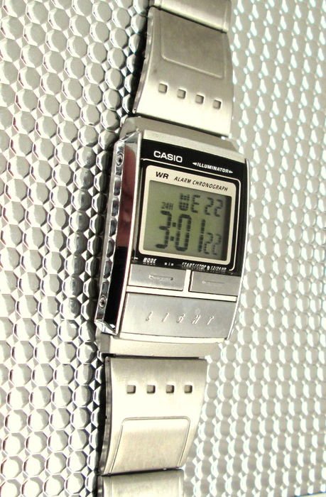 vintage casio illuminator watch