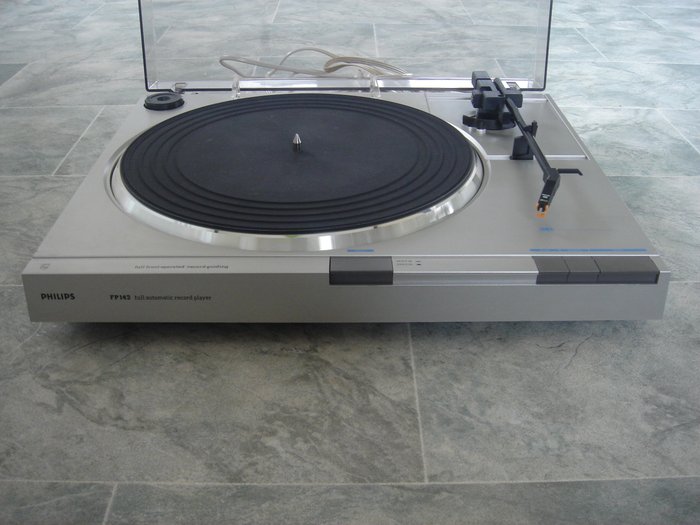 Philips FP 142 Full Automatic Record Player