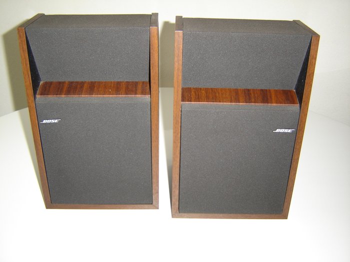 Bose 205 speakers