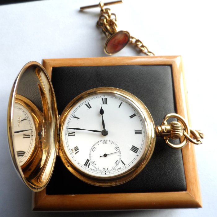 Rolex - swiss gent's 18 ct pocket watch dated 1923 {y}.