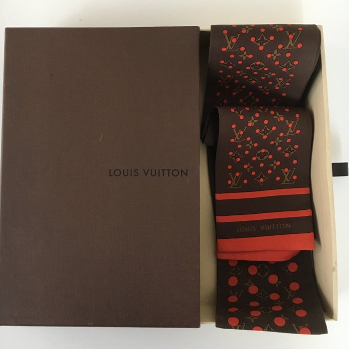 Louis Vuitton headband - Catawiki