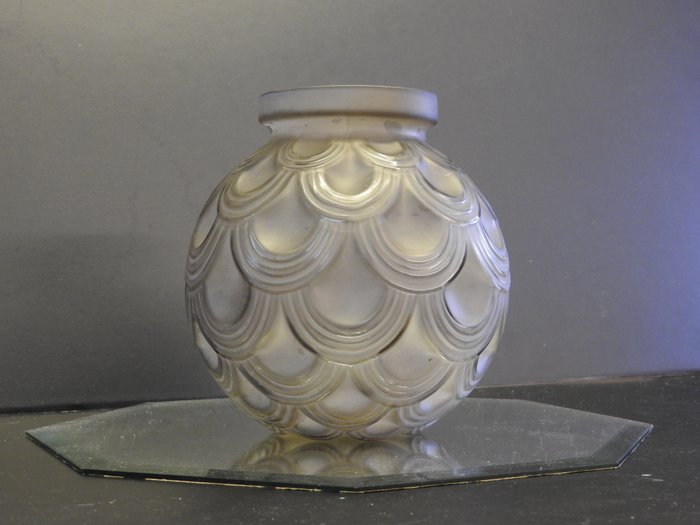 Pierre D'avesn - Art Deco vase 