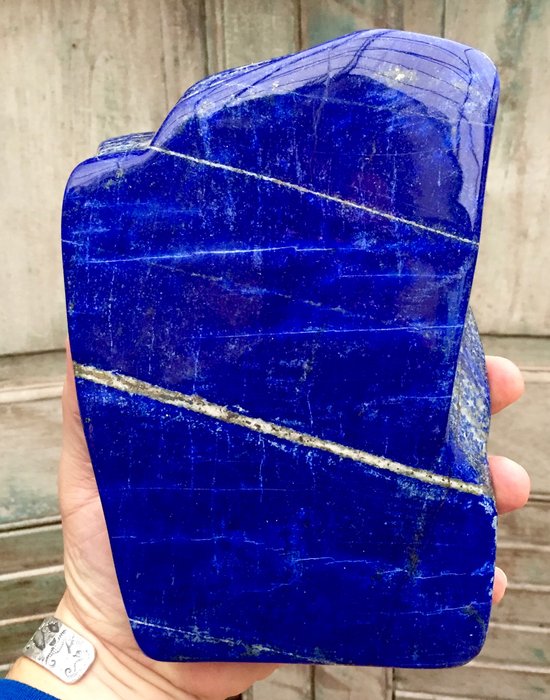 10 à 15 g Lapis-Lazuli B 2,5 à 3 cm 