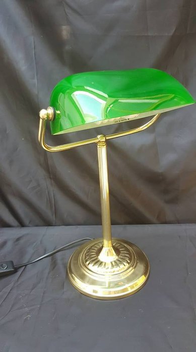 Brass Notary Bankers Desk Lamp With Green Crystal Shade Catawiki