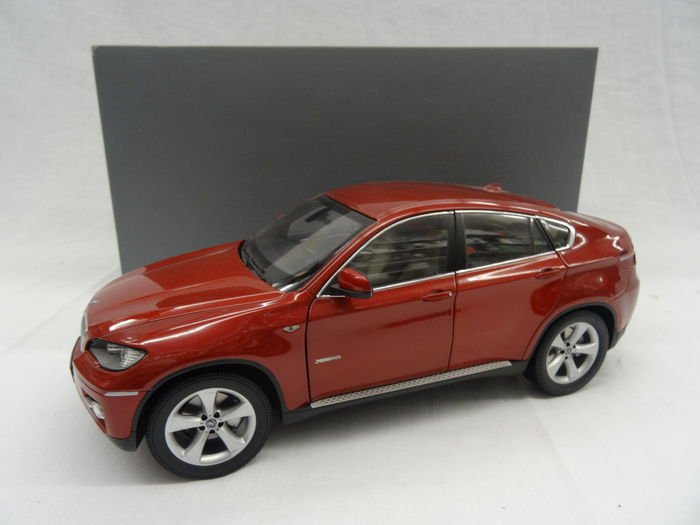 Kyosho - Scale 1/18 - BMW X6 Xdrive 50i (E71) - Colour Red - Catawiki