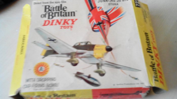 Roue arrière Avion Spitfire Dinky toys ref 719 B100 