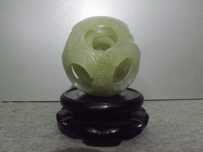 q-4841/e sphère, Fac. 8 MM La Chine Jade-strang