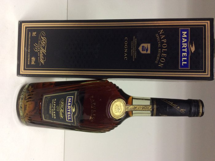 華麗飲料/酒1990s Martell Napoleon Special Reserve Cognac in Box, - Catawiki