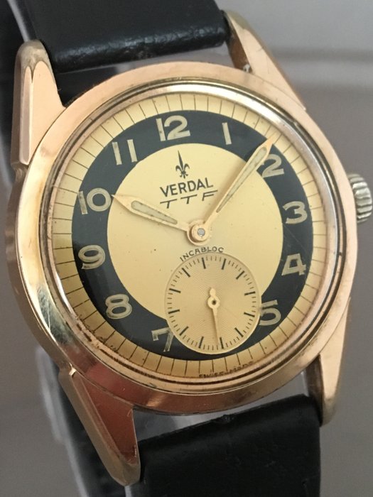 Reloj de pulsera de alrededor de la década de 1960 para hombre