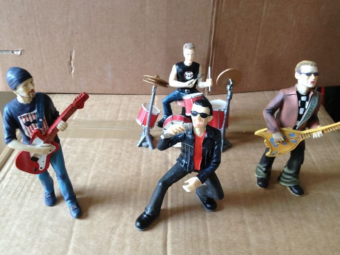U2 Complete Set Of Resine Figurines Depicting "U2"